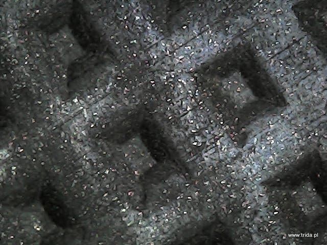 TRISLIK_MAKRO2-001